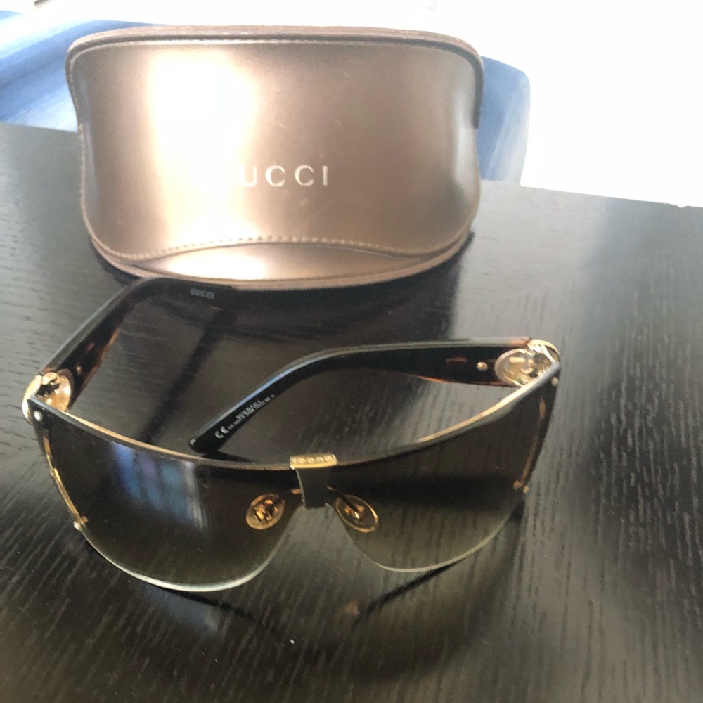 Authentic Brown Gucci Sun Glasses